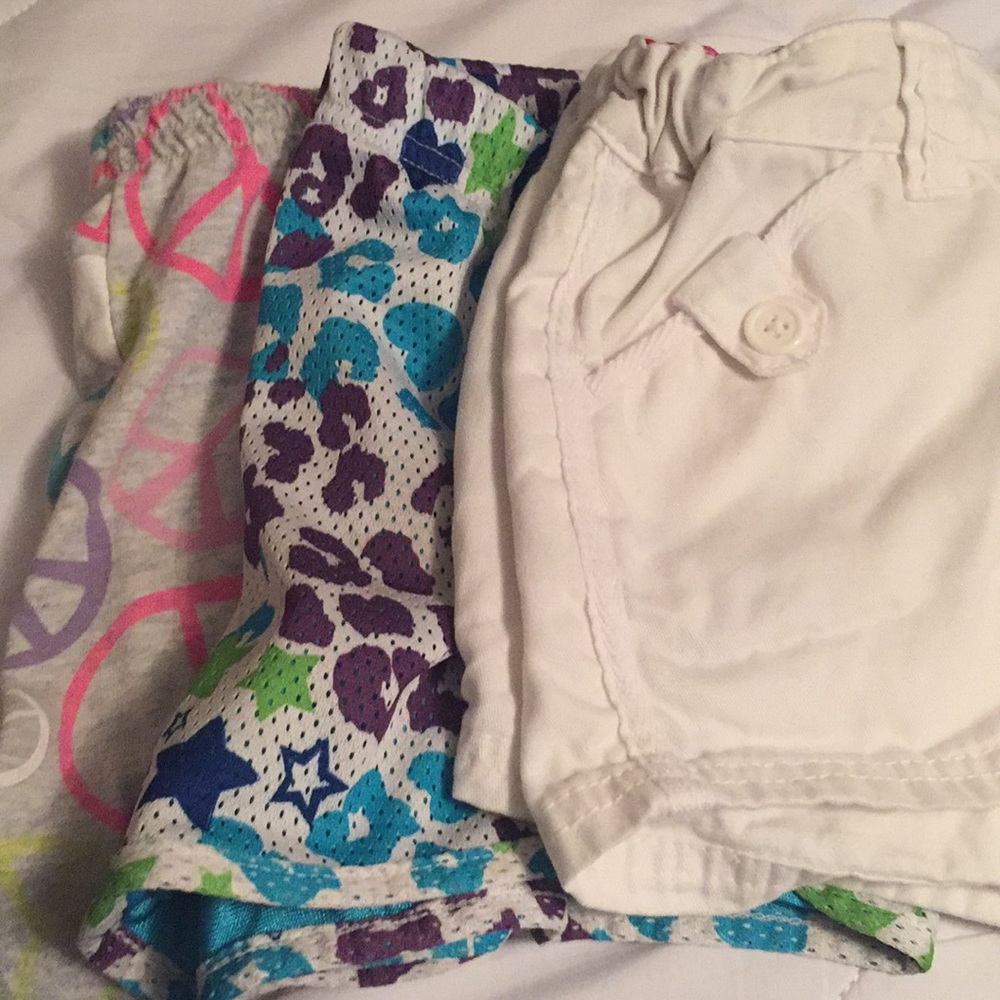 Three pairs of 7/8 shorts